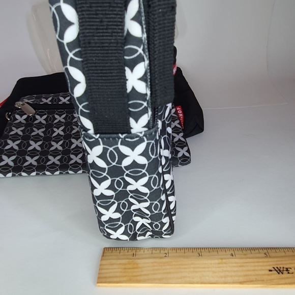 Skip * Hop Baby Essentials (5 items) and Mudpie Cow Socks + FREE GIFT - Picture 3 of 12